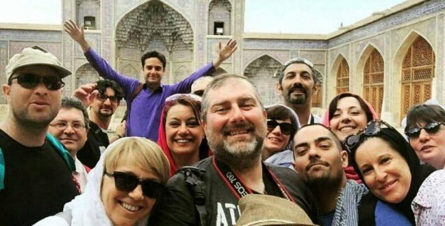 ۷ نکته کلیدی درباره نحوه رفتار با گردشگران خارجی در ایران