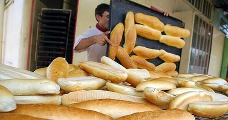 کاهش ۴۰ درصدی مصرف نان فانتزی/ تایید فروش ساندویچ با لواش