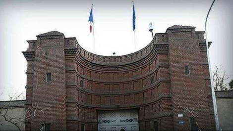در سفارت فرانسه در تهران چه خبر است؟